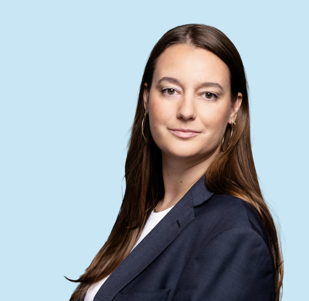 Eline Minnema, Stagair Adviseur